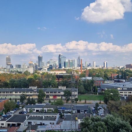 Apartamenty Wola Tower Na Prymasa - Z Widokiem Na City Varşovia Exterior foto