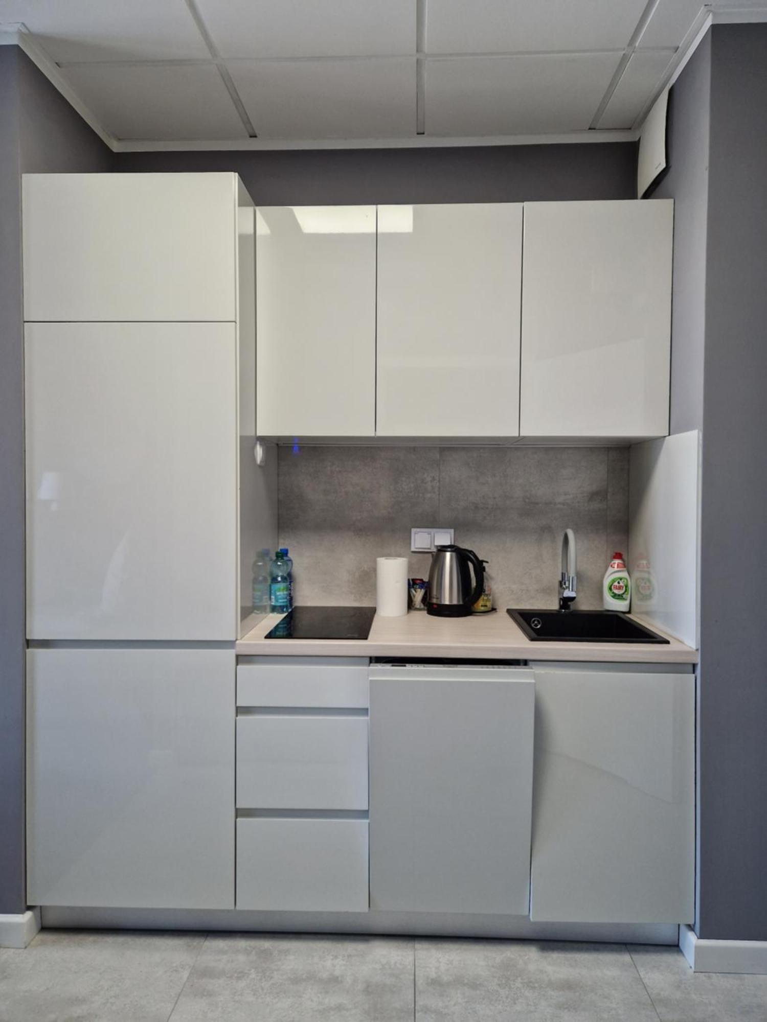 Apartamenty Wola Tower Na Prymasa - Z Widokiem Na City Varşovia Exterior foto